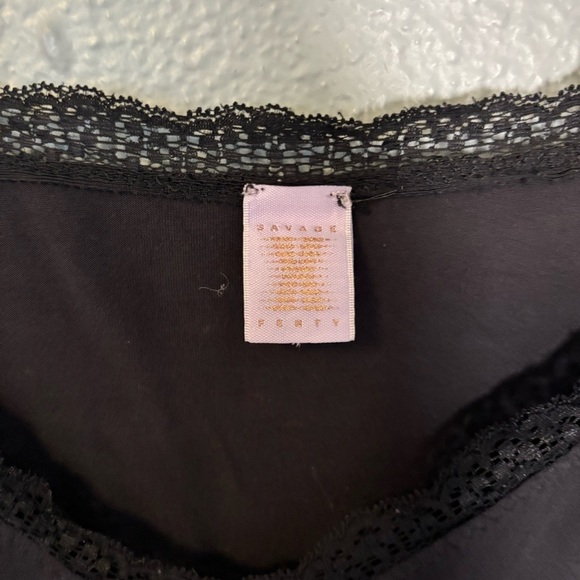 Savage x Fenty Women's Black Lace Cropped Sleep Cami Size 2X Loungewear Pjs - Picture 4 of 9